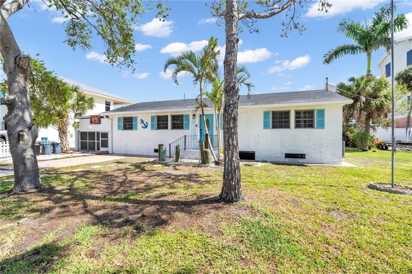 Offering a 1% rate reduction for first 12 months at no cost when - Beach Home for sale in Cortez, Florida on Beachhouse.com