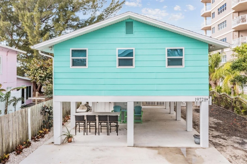 Under contract-accepting backup offers. LIFE IS SHORT. BUY THE - Beach Home for sale in Indian Shores, Florida on Beachhouse.com