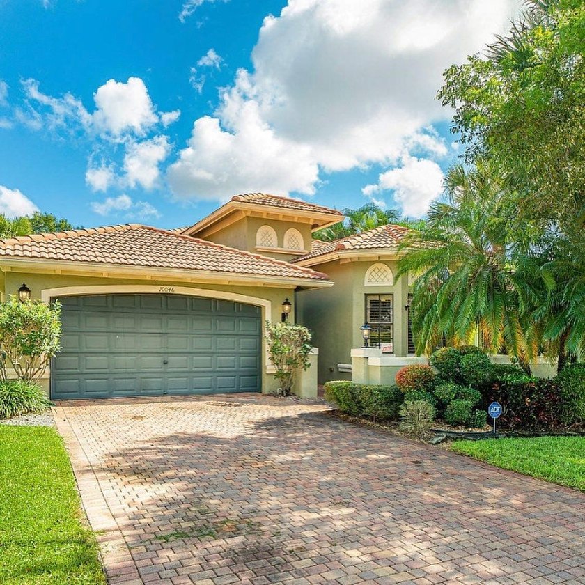 Gorgeous Mediterranean style home situated on oversize premium - Beach Home for sale in Boynton Beach, Florida on Beachhouse.com