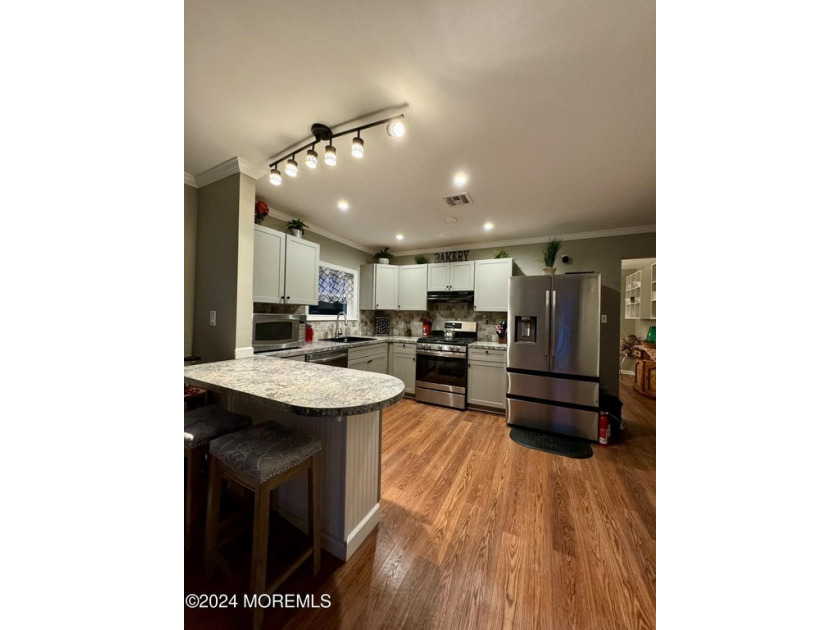 LOCATION! Beautiful spacious updated home with so much to offer! - Beach Home for sale in Toms River, New Jersey on Beachhouse.com