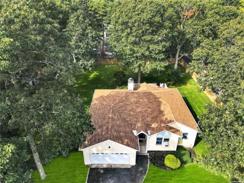 Magnificent  Expanded Sprawling Ranch With Open Floor Plan - Beach Home for sale in Hampton Bays, New York on Beachhouse.com
