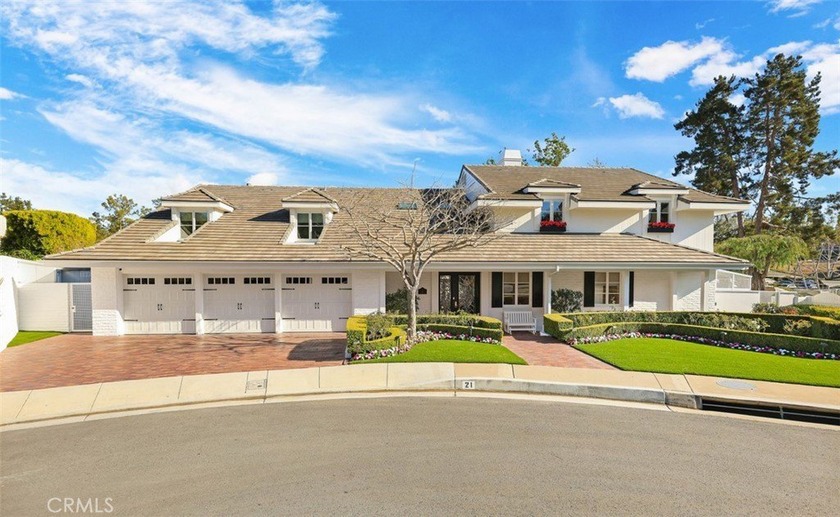 Overlooking the soon-to-be completed new fairway of Big Canyon - Beach Home for sale in Newport Beach, California on Beachhouse.com