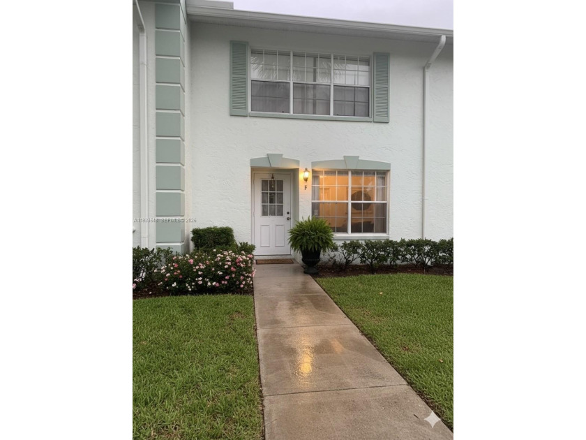 PRICED FOR IMMEDIATE SALE - SUMMARY PROBATE. QUICK CLOSE - Beach Townhome/Townhouse for sale in West Palm Beach, Florida on Beachhouse.com