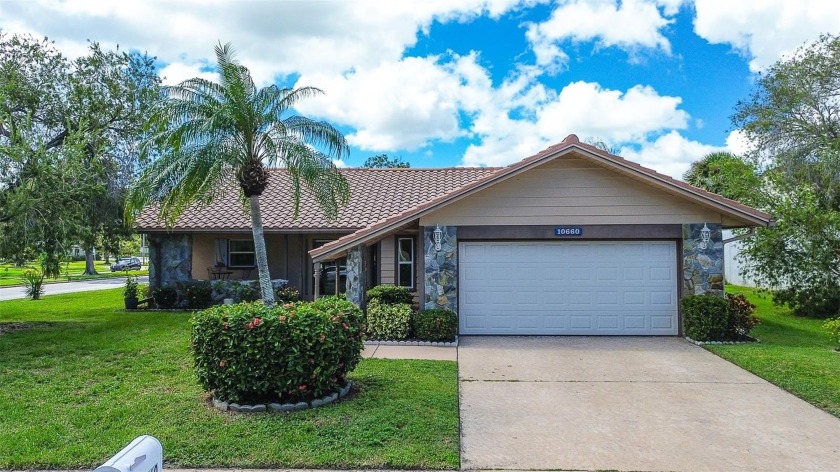 BEATIFUL AND SPACIOUS WATER VIEW IN THE LAKES. 
Step inside and - Beach Home for sale in Clearwater, Florida on Beachhouse.com