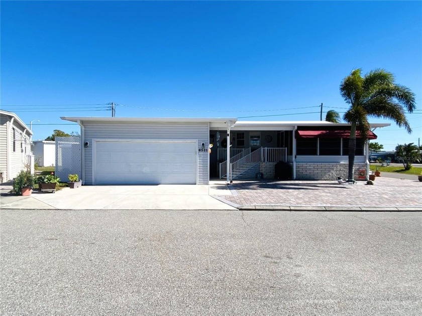 Discover the Perfect Blend of Space and Stylish living. This - Beach Home for sale in Bradenton, Florida on Beachhouse.com