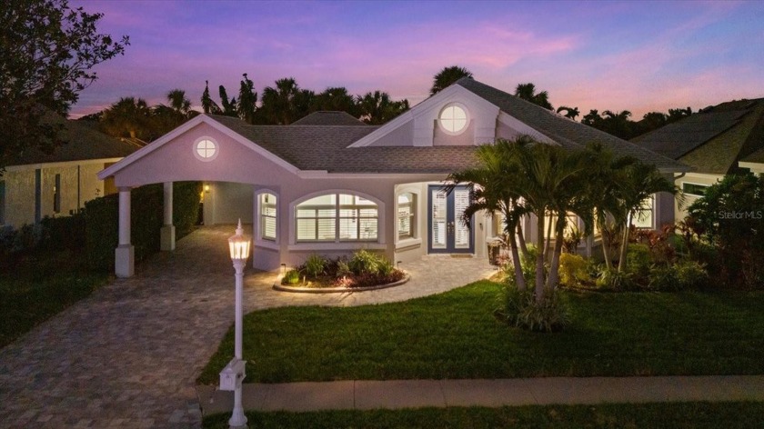 Luxurious Waterfront Living in The Inlets!  Welcome to a - Beach Home for sale in Bradenton, Florida on Beachhouse.com