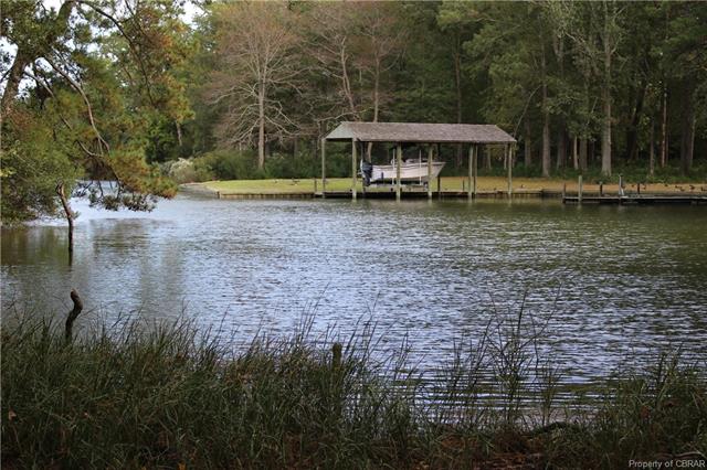 60.29 ACRES +- ON STUTTS CREEK - NEW SUBDIVISION OF ONLY 5 - Beach Lot for sale in Mathews, Virginia on Beachhouse.com