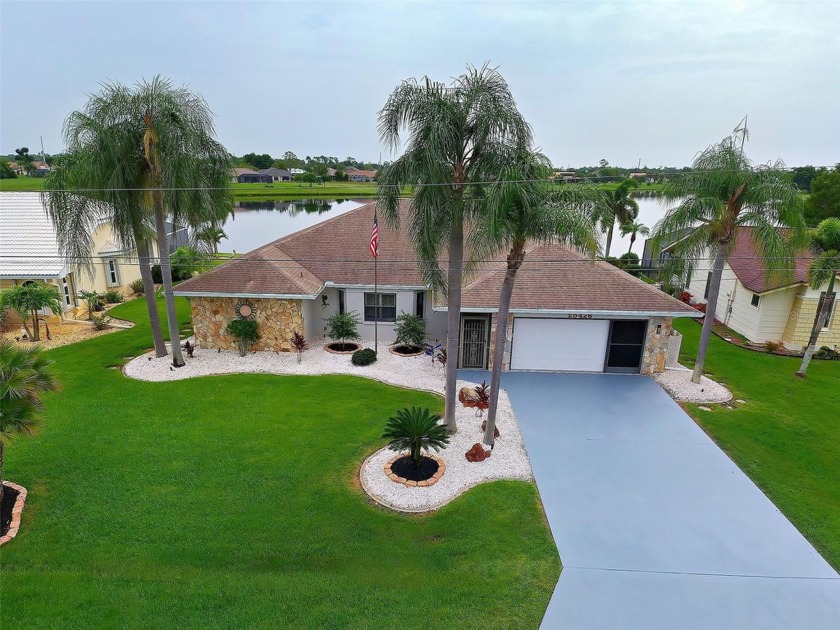 Under contract-accepting backup offers. Welcome to your dream - Beach Home for sale in Punta Gorda, Florida on Beachhouse.com