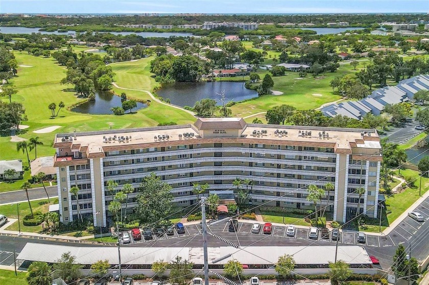 2 Bedroom 2 Bath 5th floor condo overlooking the beautiful - Beach Condo for sale in Seminole, Florida on Beachhouse.com