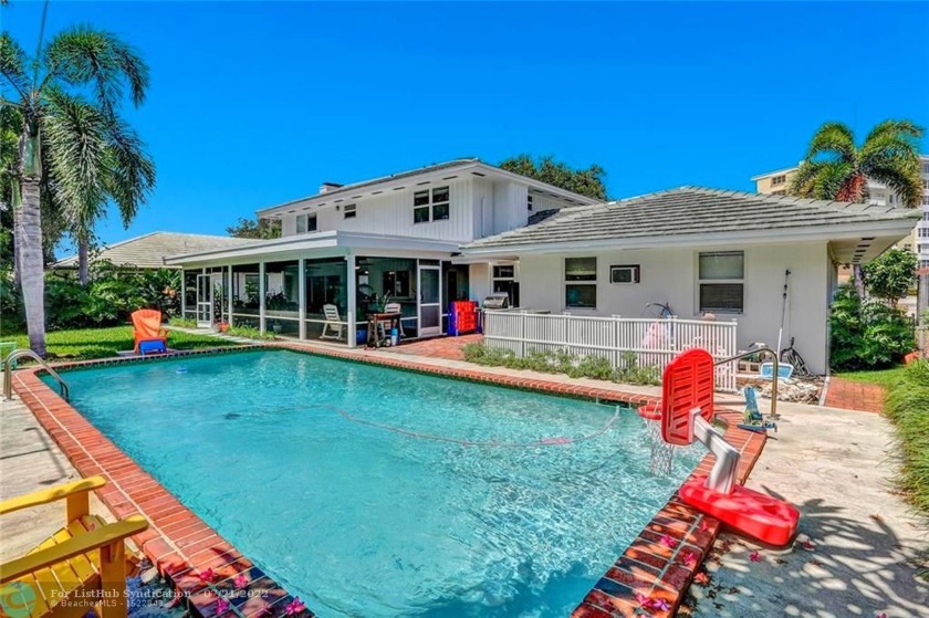 *Northern Classic* in sought after Coral Ridge Country Club! - Beach Home for sale in Fort Lauderdale, Florida on Beachhouse.com