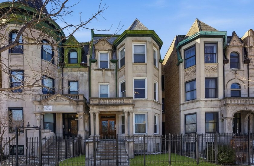 4734-36 S Prairie Exceptionally Striking , Classic Iconic - Beach Home for sale in Chicago, Illinois on Beachhouse.com