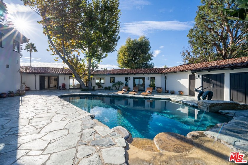 Explosive, staggering, sweeping ocean views stretching across - Beach Home for sale in Malibu, California on Beachhouse.com