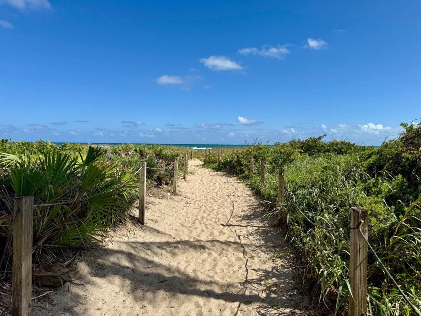 Lowest Priced closest to the Beach, 2 Bedroom 2 Bath condo in - Beach Condo for sale in Boca Raton, Florida on Beachhouse.com