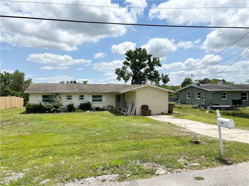 Location, Location! This home has a great location, no breach to - Beach Home for sale in Fort Myers, Florida on Beachhouse.com