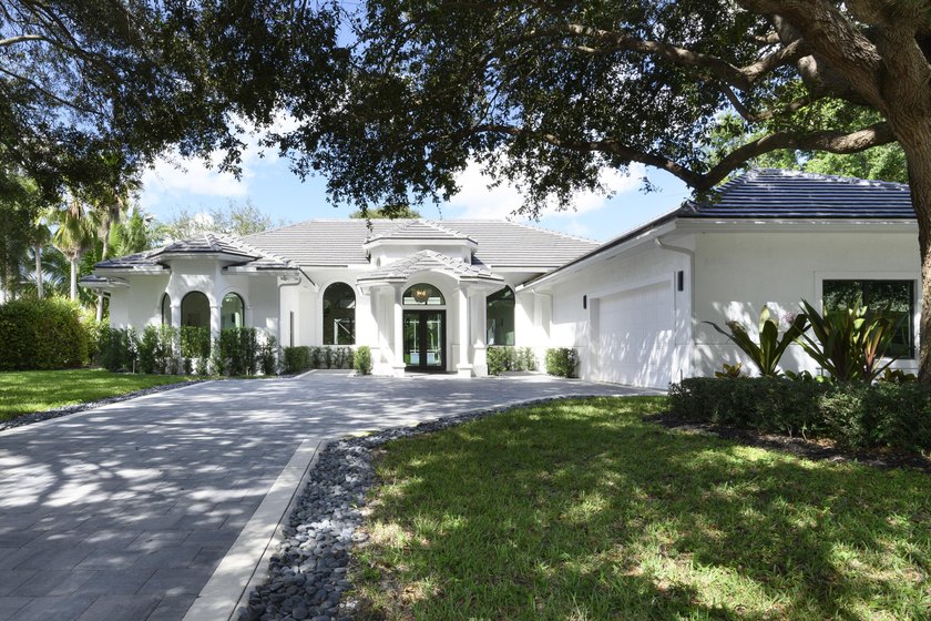 Effortless Modern Luxury in Bear Lakes. Experience the pinnacle - Beach Home for sale in West Palm Beach, Florida on Beachhouse.com