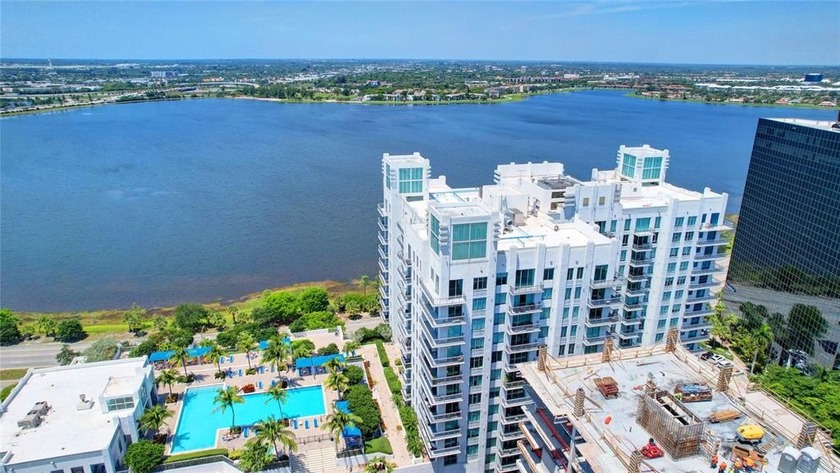 Luxury living in this contemporary building. 2/2 condo with a - Beach Condo for sale in West Palm Beach, Florida on Beachhouse.com