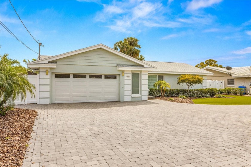 NEW PRICE! Sellers Motivated! Calling all Avid boaters to - Beach Home for sale in St. Petersburg, Florida on Beachhouse.com
