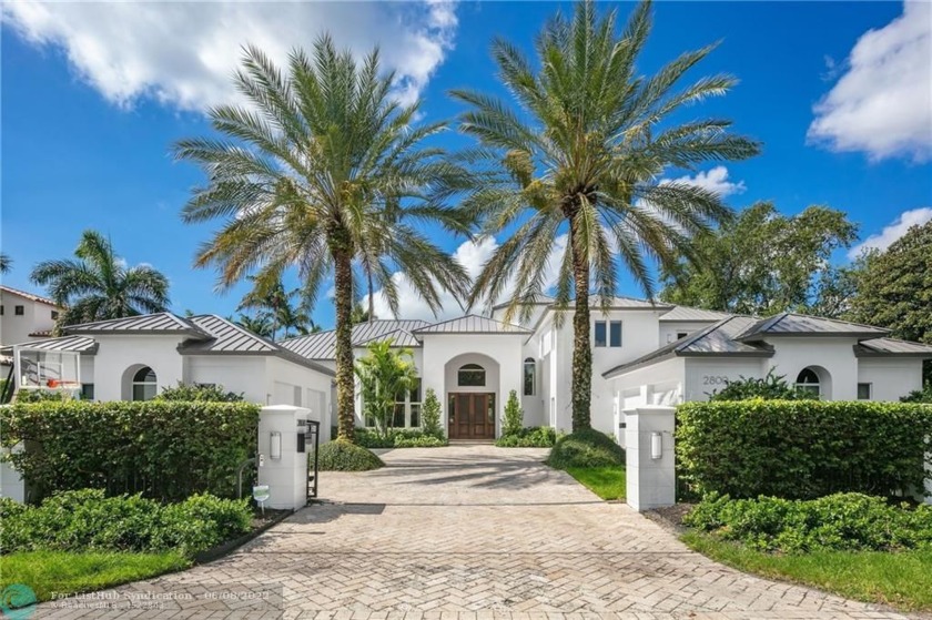 Beautiful golf course estate in Coral Ridge Country Club! - Beach Home for sale in Fort Lauderdale, Florida on Beachhouse.com