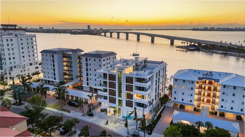 Waterfront living with boat lift in downtown Sarasota! ONE88, an - Beach Condo for sale in Sarasota, Florida on Beachhouse.com