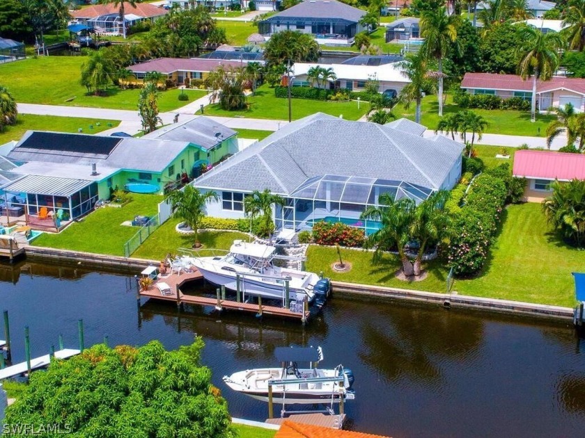 Great Location! The highly sought after Yacht Club area! Gulf & - Beach Home for sale in Cape Coral, Florida on Beachhouse.com