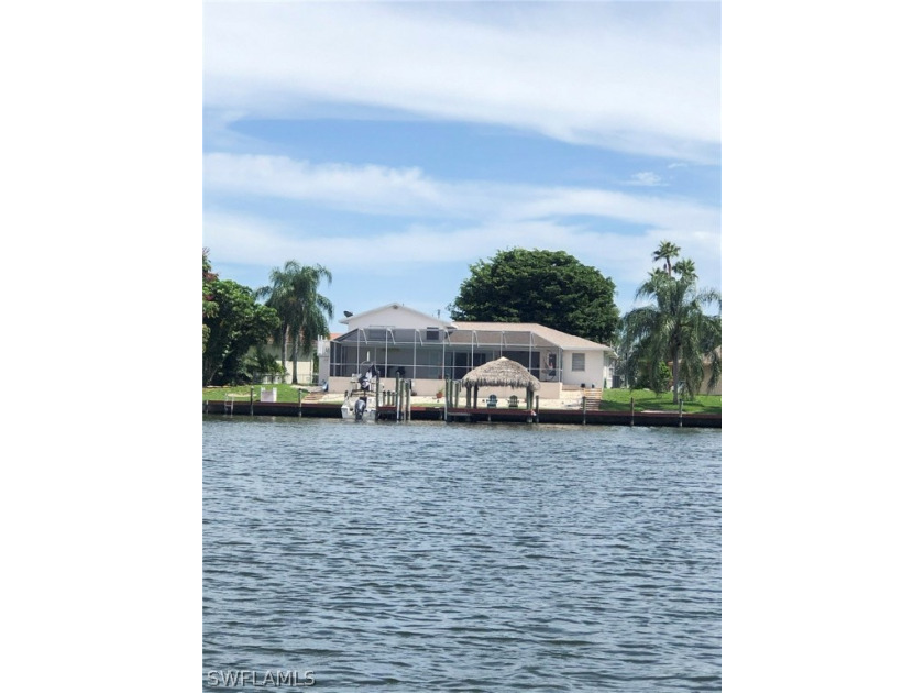Seller has job transfer looking at ALL OFFERS!!  What more can - Beach Home for sale in Cape Coral, Florida on Beachhouse.com