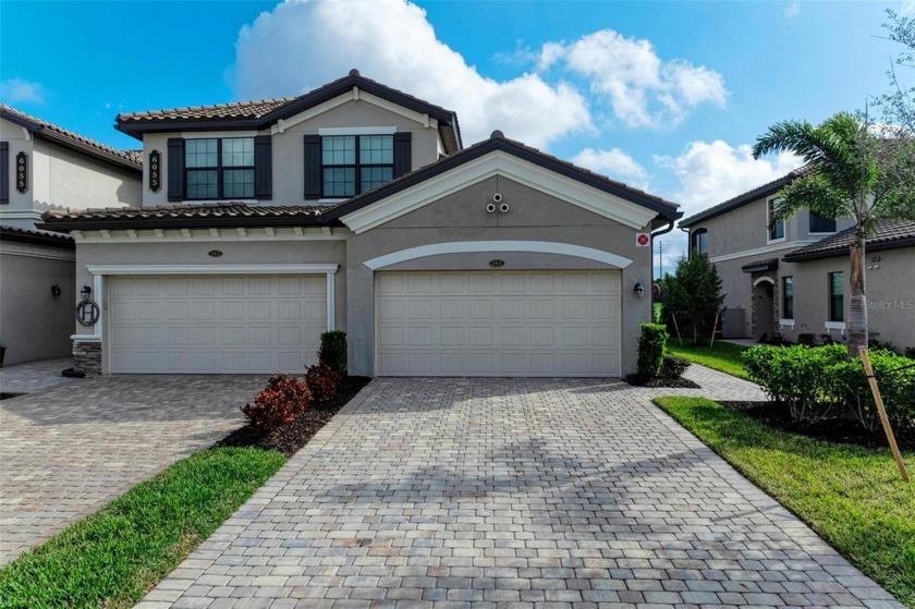 Welcome to Lakewood National Golf Club, an Arnold Palmer - Beach Condo for sale in Lakewood Ranch, Florida on Beachhouse.com