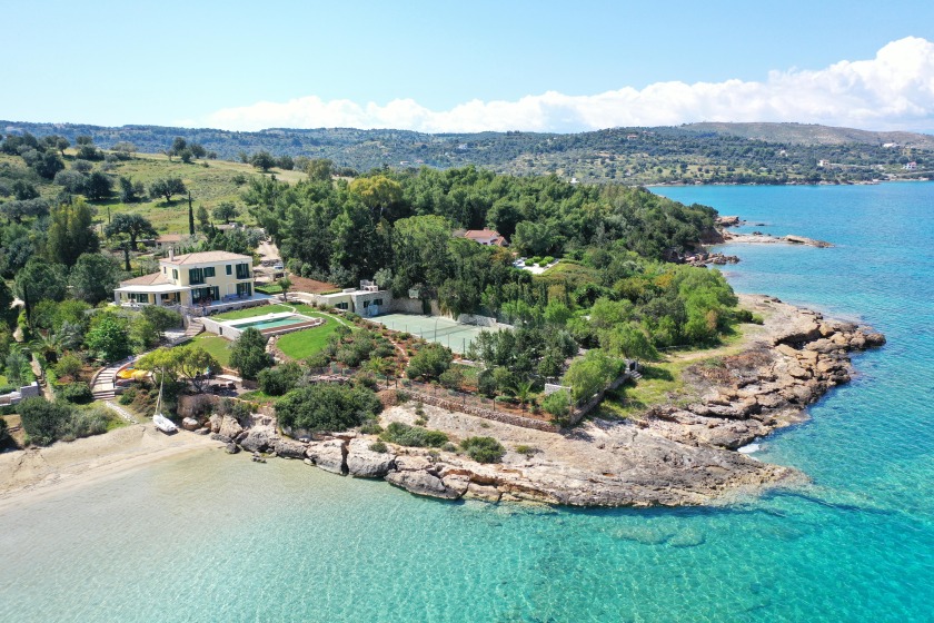Villa Arabiela - Beach Vacation Rentals in Peloponnese, Peloponnese on Beachhouse.com