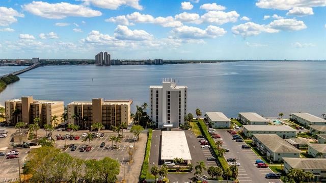 Beautifully updated 2 bed / 2 bath condo with expansive views of - Beach Condo for sale in North Fort Myers, Florida on Beachhouse.com