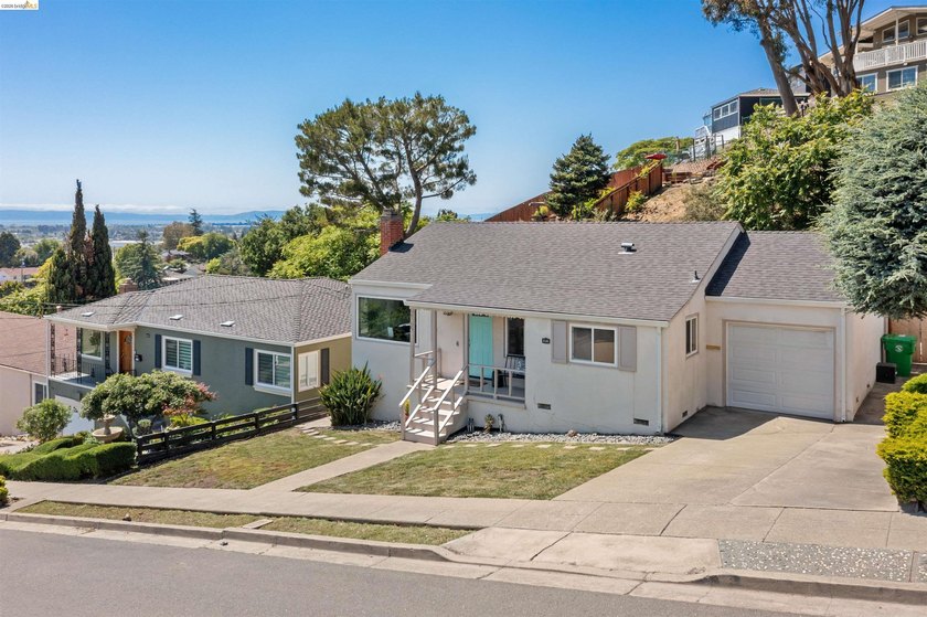 Enjoy 4th of July fireworks from this 1951 mid-century - Beach Home for sale in Castro Valley, California on Beachhouse.com
