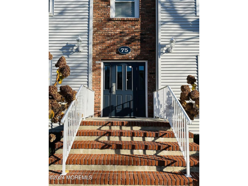 Beautifully renovated one BR condo in the heart of Ocean Grove - Beach Condo for sale in Ocean Grove, New Jersey on Beachhouse.com