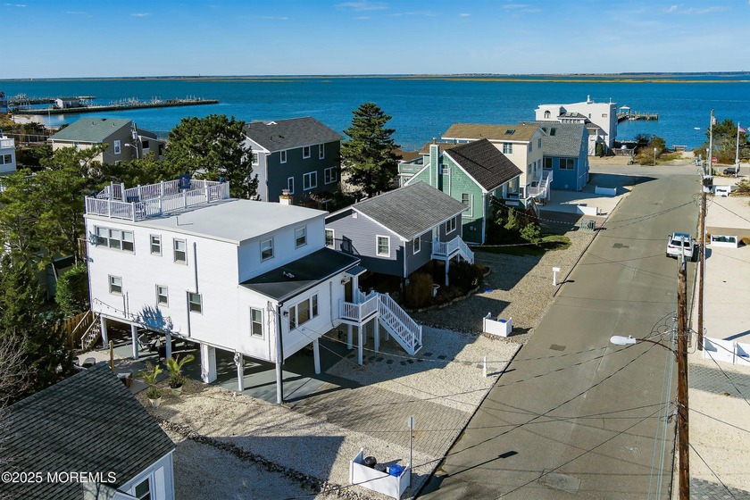 Welcome to your own slice of paradise on the southern end of - Beach Home for sale in Long Beach Island, New Jersey on Beachhouse.com