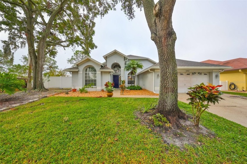 Welcome to this beautiful 4-bedroom, 2-bathroom, 2,084 sqft POND - Beach Home for sale in Tampa, Florida on Beachhouse.com