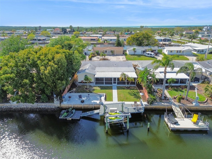No Shoes, No Shirt, No Problems!* Welcome to your WATERFRONT - Beach Home for sale in Hudson, Florida on Beachhouse.com
