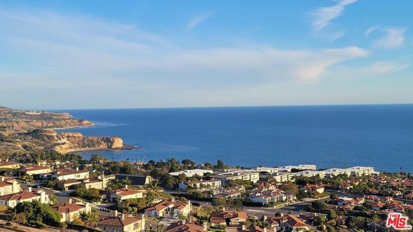 Delaware B Floor Plan with Panoramic Ocean Views from Every Room - Beach Condo for sale in Rancho Palos Verdes, California on Beachhouse.com