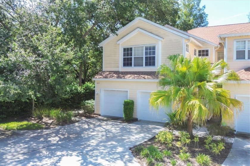 Welcome to Summerfield Hollow in Lakewood Ranch. This charming - Beach Condo for sale in Lakewood Ranch, Florida on Beachhouse.com