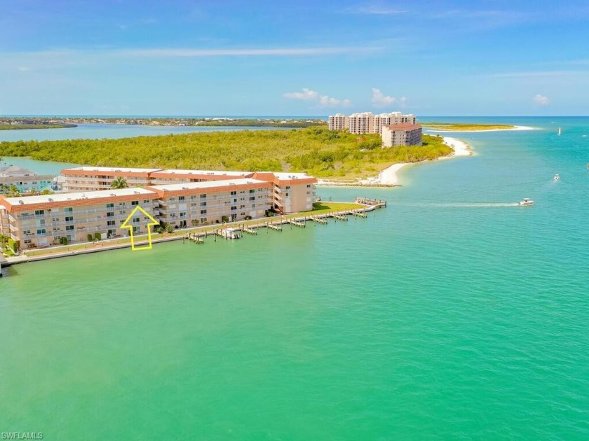 PARADISE CAN BE YOURS! VIEWS and LOCATION!!  Wonderful wide - Beach Condo for sale in Marco Island, Florida on Beachhouse.com