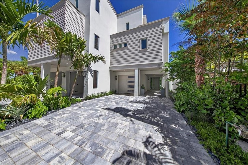 RARE OPPORTUNITY TO OWN A STUNNING 3-STORY MASTERPIECE ON THE - Beach Townhome/Townhouse for sale in Fort Lauderdale, Florida on Beachhouse.com