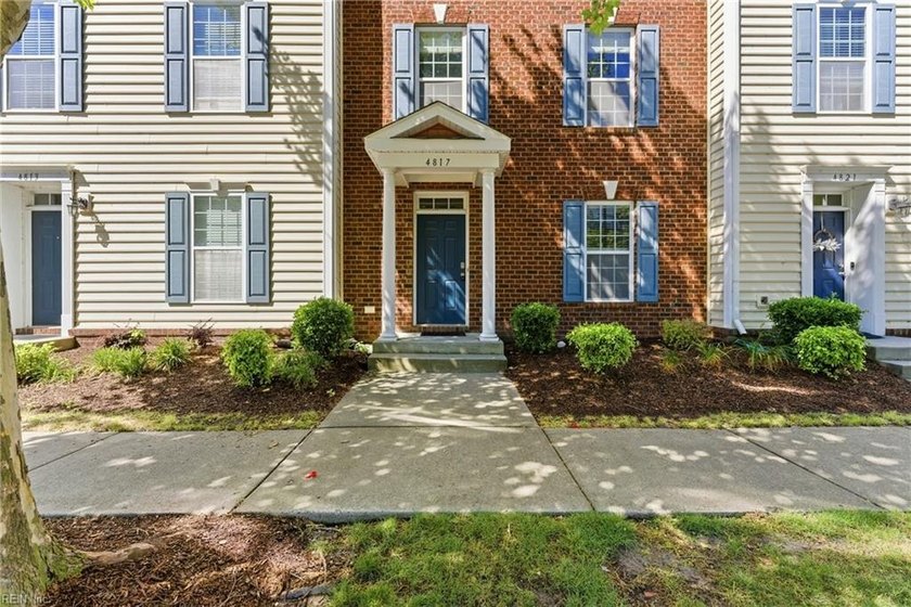 Welcome to this turnkey 3-bedroom, 3.5-bath condo just minutes - Beach Condo for sale in Virginia Beach, Virginia on Beachhouse.com