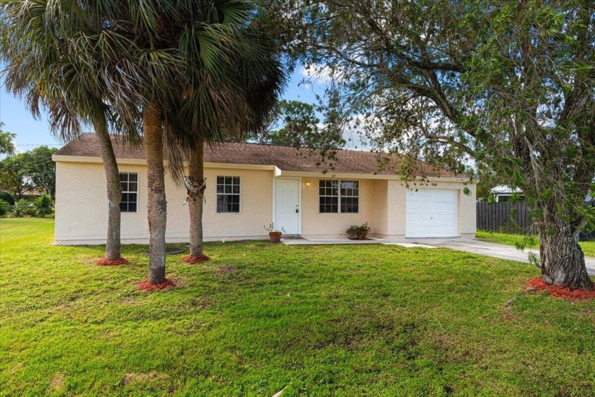 Update: Seller can install New Roof! Beautiful 3 Bedroom, 2 Bath - Beach Home for sale in Port Saint Lucie, Florida on Beachhouse.com