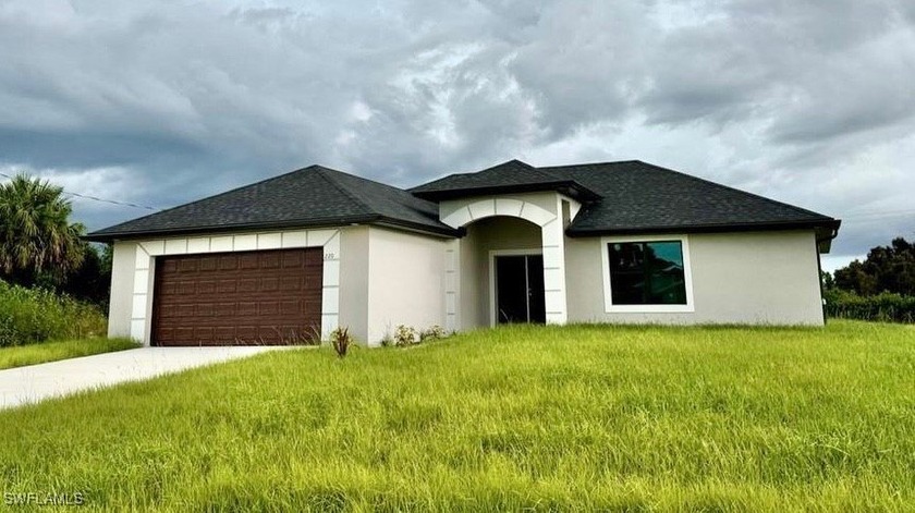 Stunning New 3-Bedroom, 2-Bathroom Home with Premium Finishes! - Beach Home for sale in Lehigh Acres, Florida on Beachhouse.com