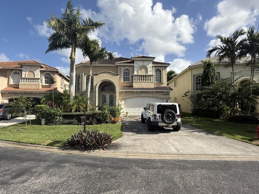 Exceptional Opportunity to have an Amazing Lake Wellington View - Beach Home for sale in Wellington, Florida on Beachhouse.com