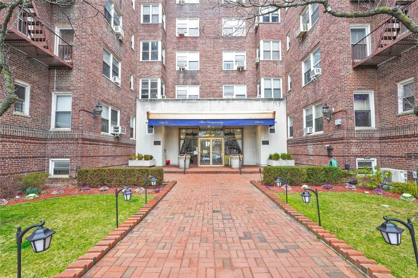 Welcome to this spacious studio co-op at The Normandy in the - Beach Lot for sale in Forest Hills, New York on Beachhouse.com