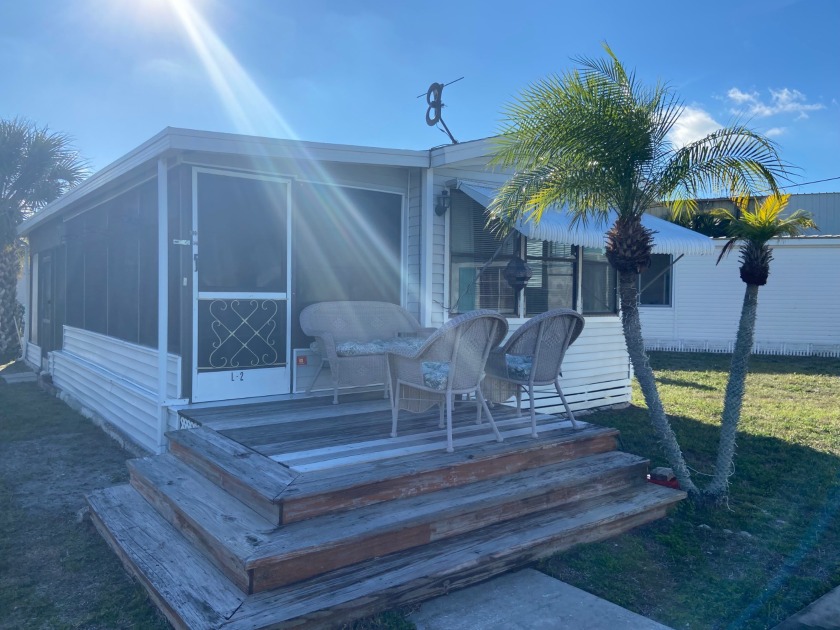 Extremely well kept, nicely furnished home in quiet and friendly - Beach Home for sale in Largo, Florida on Beachhouse.com