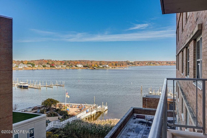 Gorgeous one bedroom unit in The Navesink-a coveted waterfront - Beach Condo for sale in Red Bank, New Jersey on Beachhouse.com