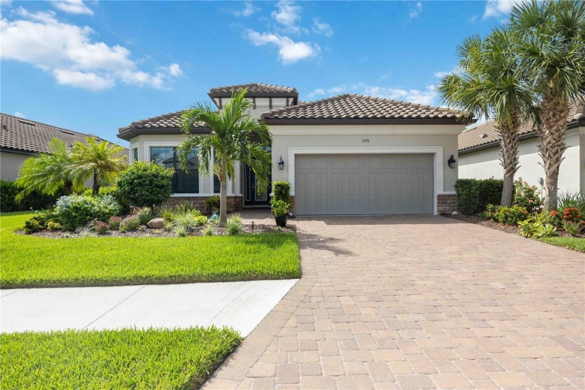 Discover this stunning home in Bellacina By Casey Key! This - Beach Home for sale in Nokomis, Florida on Beachhouse.com