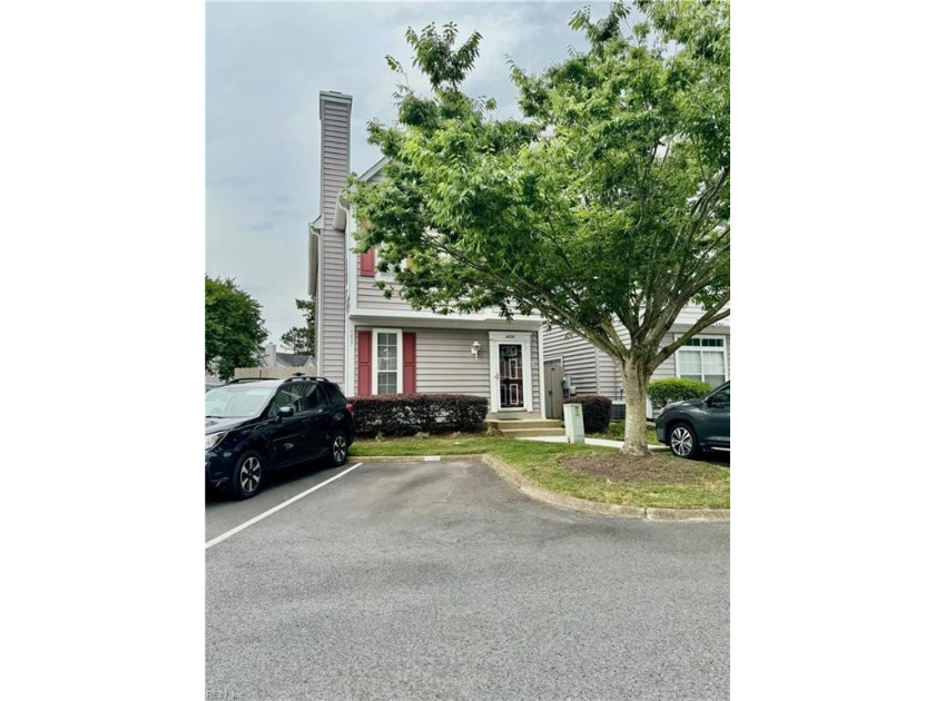 Location!! This 2 bedroom, 2.5 bathroom condo is located in the - Beach Home for sale in Virginia Beach, Virginia on Beachhouse.com