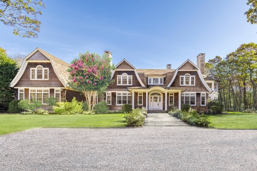Welcome to 58 Wainscott Stone Road, a timeless Hamptons classic - Beach Home for sale in Wainscott, New York on Beachhouse.com