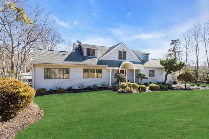 Amidst Mattituck's private community known as Hideaway Estates - Beach Home for sale in Mattituck, New York on Beachhouse.com