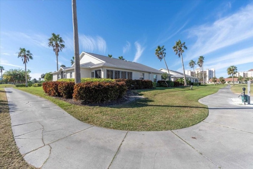 Welcome to this updated end unit Villa in the desirable - Beach Condo for sale in Palmetto, Florida on Beachhouse.com