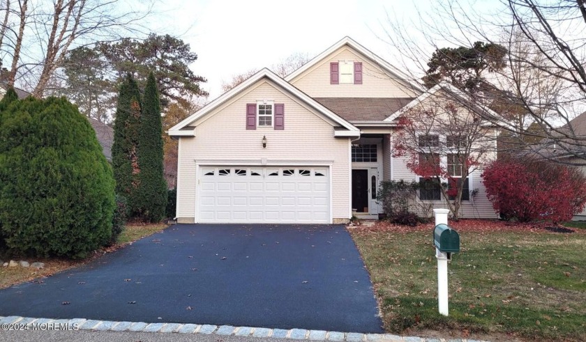 Bonaire Royale with 2 beds 2 baths, Storage over the garage - Beach Home for sale in Little Egg Harbor, New Jersey on Beachhouse.com